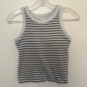 Uniqlo Ribbed Cropped Bra Top